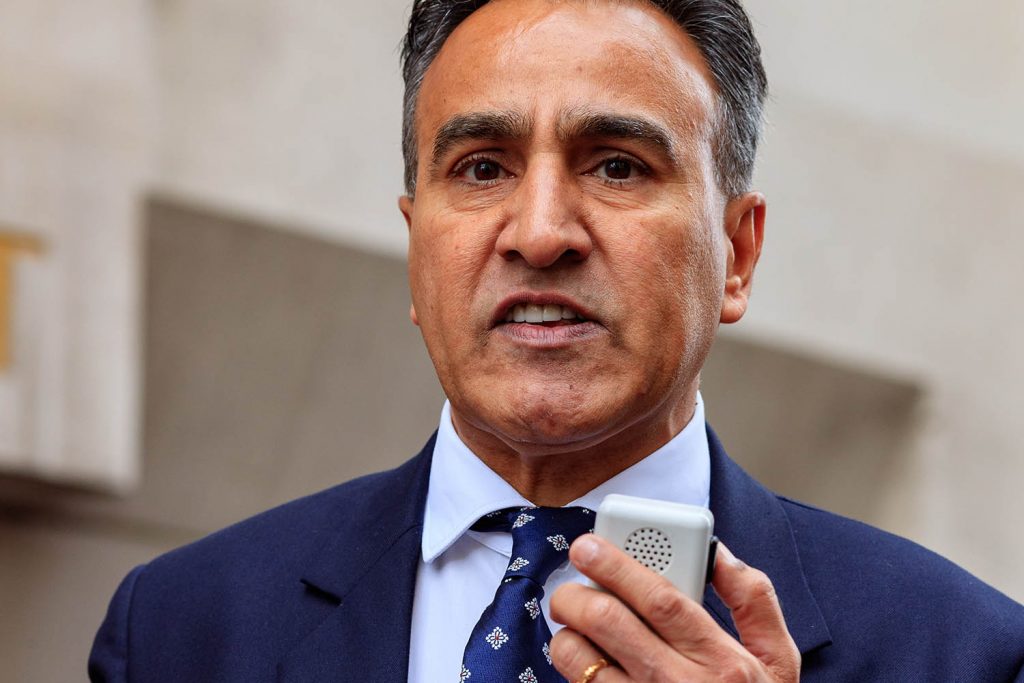 Leading barrister committed sexual misconduct, says tribunal
