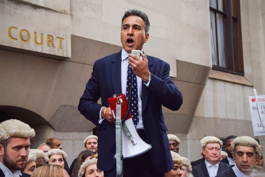 Barrister tries to get disciplinary hearing held in secret