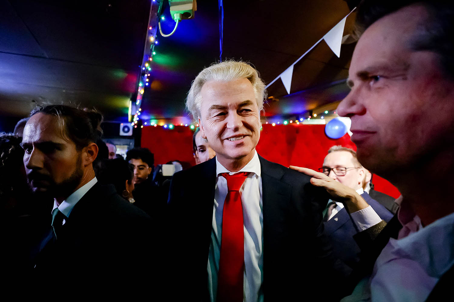 Far-right populist wins Dutch election