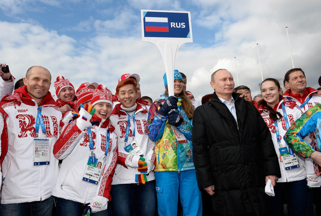 Olympic Games: UK drops opposition to Russian and Belarusian athletes