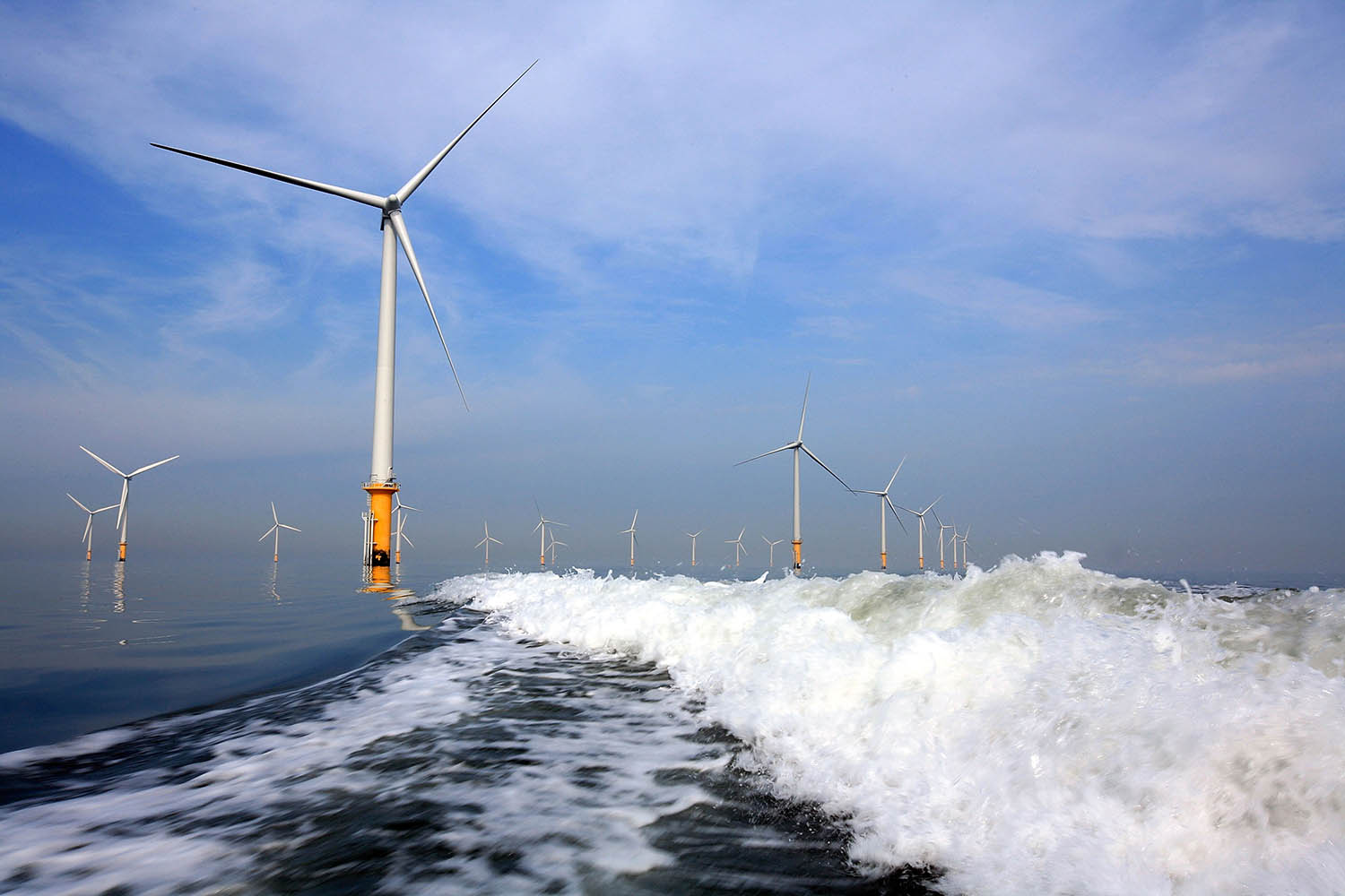 UK wind power licences go like wildfire