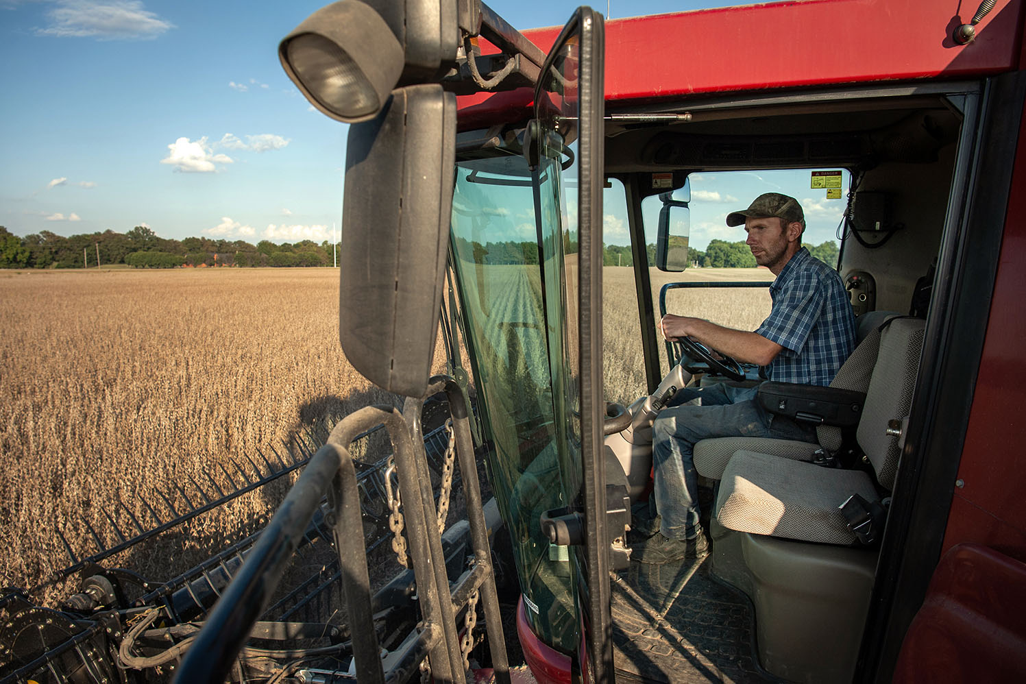 Farmers struggling under weight of Trump’s tariffs may get a bailout