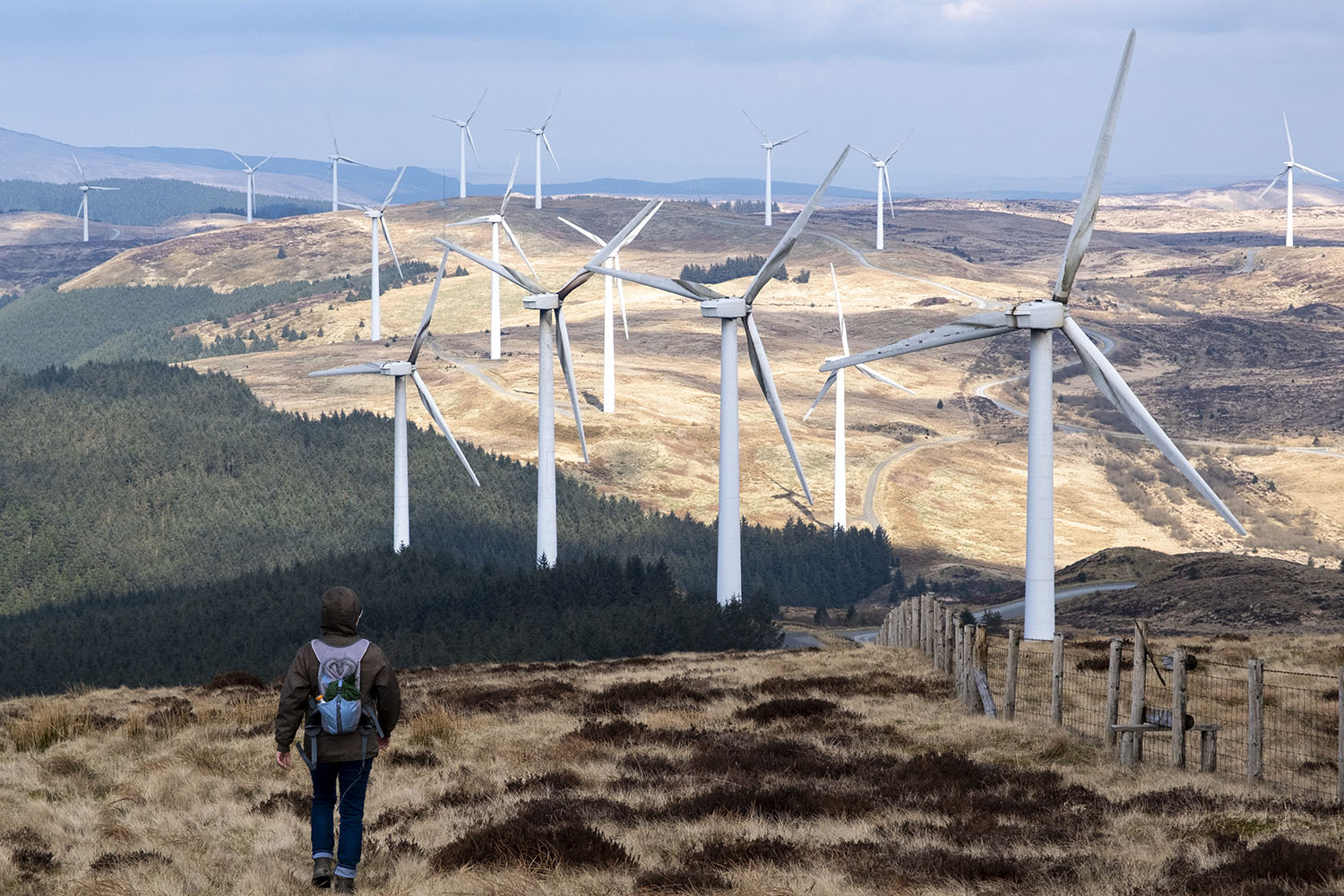 Labour fights Farage with national security case for net zero
