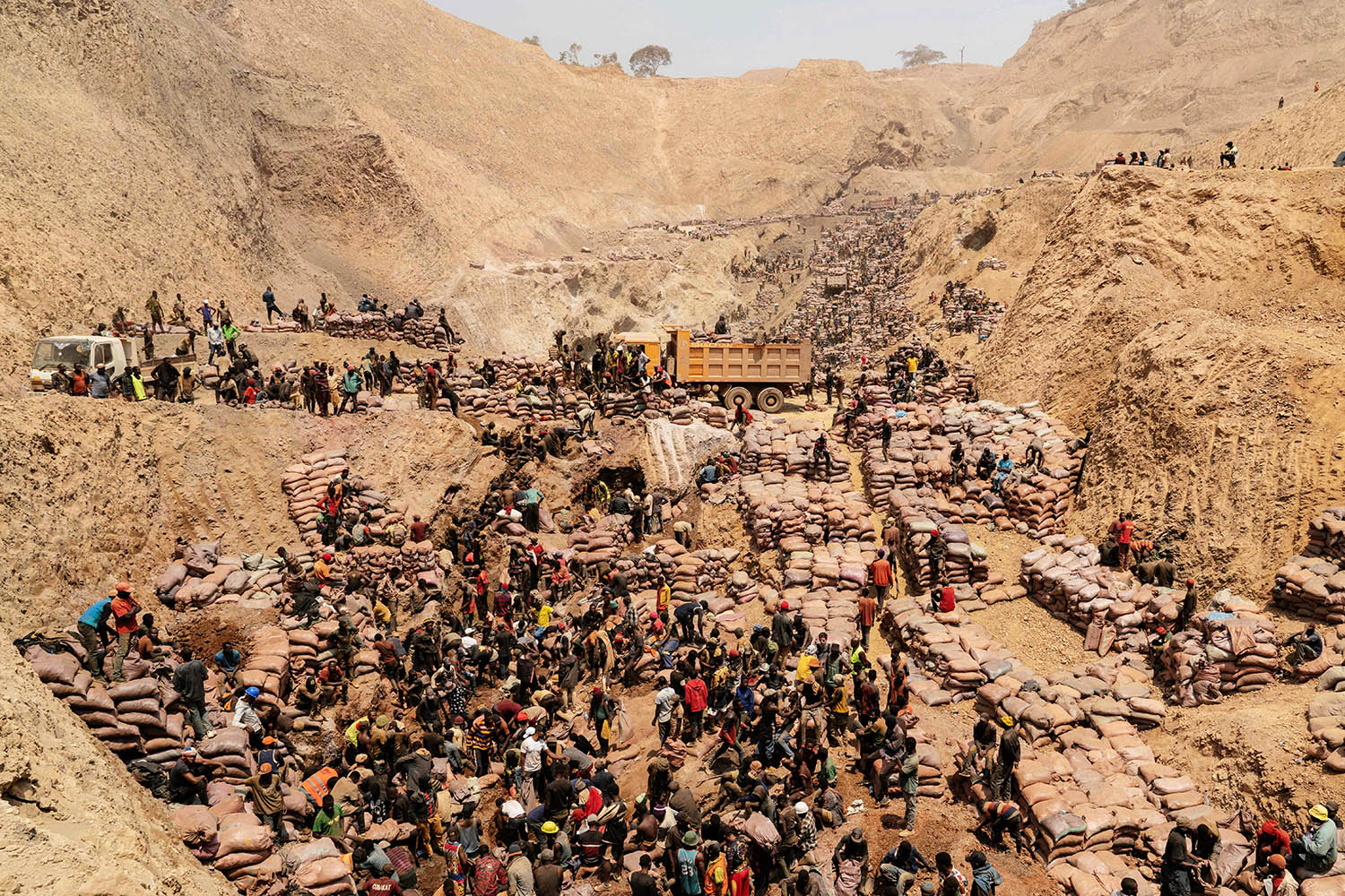 Congo sues Apple in Europe over minerals in supply chain