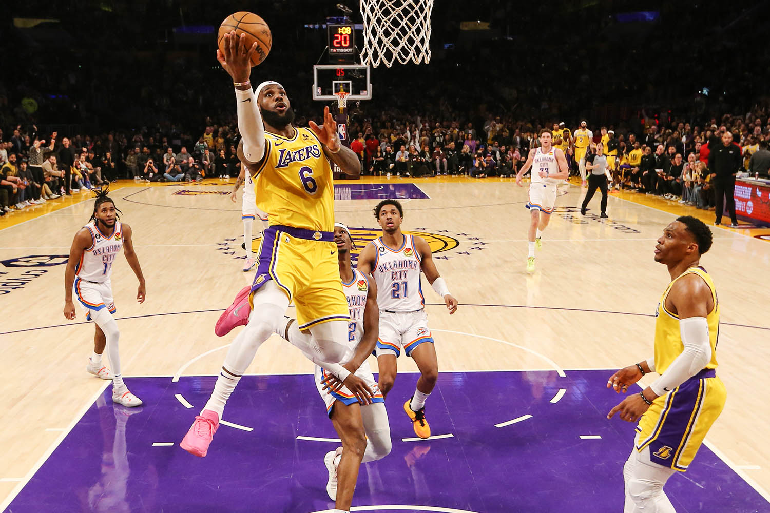 US sports magazine publishes fake AI authors