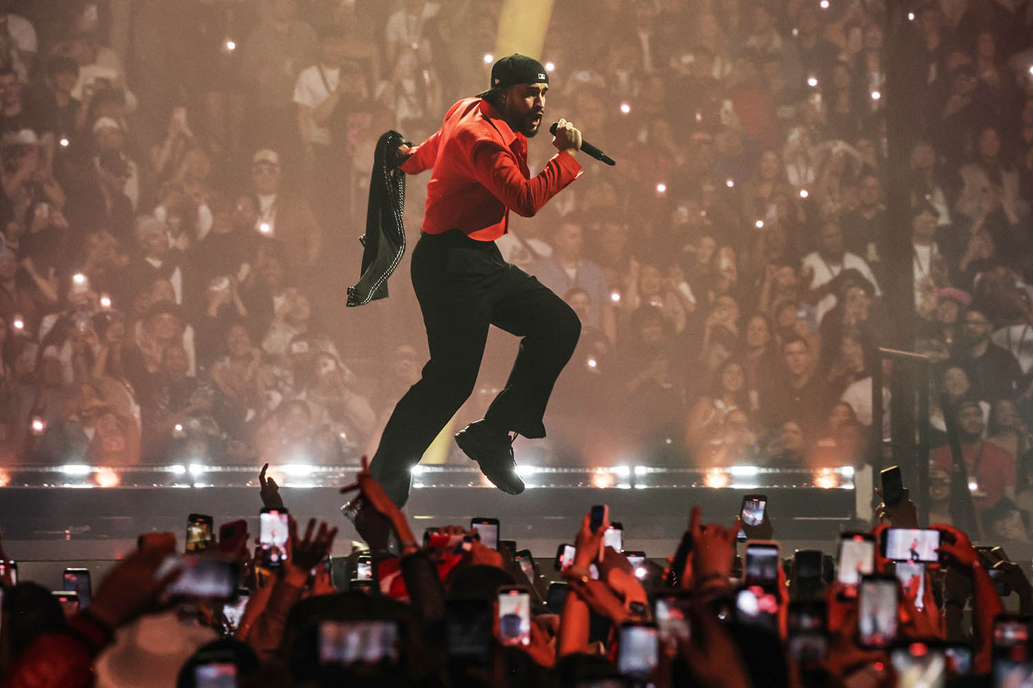DeBí TiRAR MáS FOToS, by Bad Bunny: a cross-generational reheating of Puerto Rican music