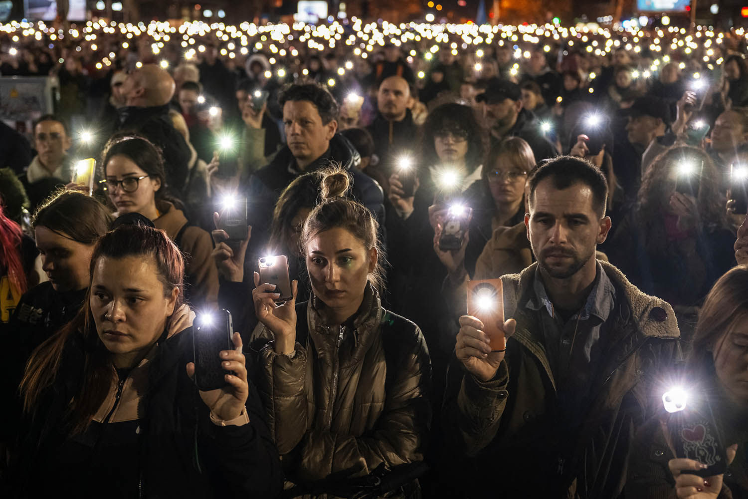 Serbia’s media covers protests against authoritarian leader