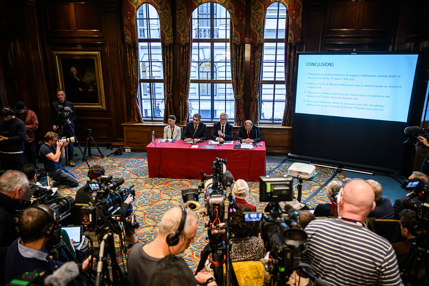 Panel of experts says no evidence Lucy Letby murdered babies